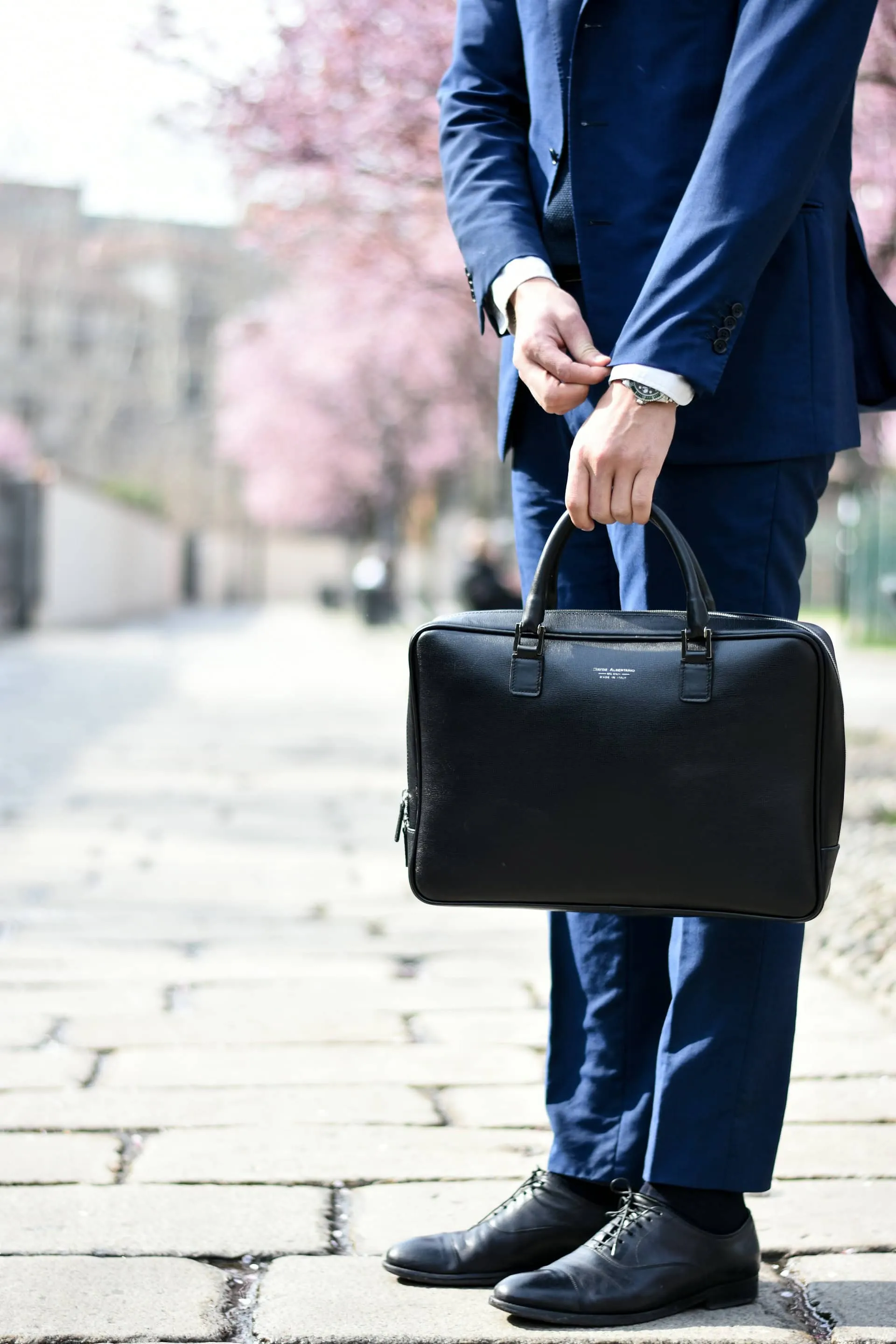Bagaimana AI Generatif Mengubah Peran Mid-Level Manager di Perusahaan Startup & Korporasi?