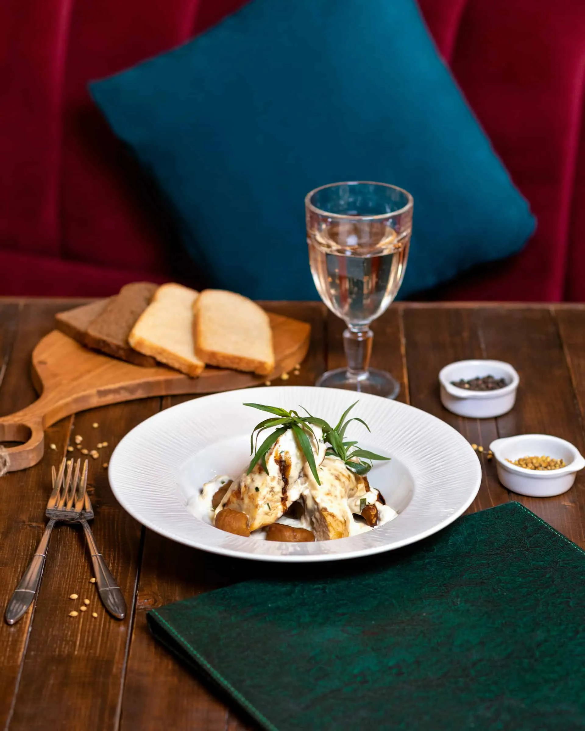 The Art of Dining Alone: The Evolution of Fine Dining Respecting Presence & Tranquility