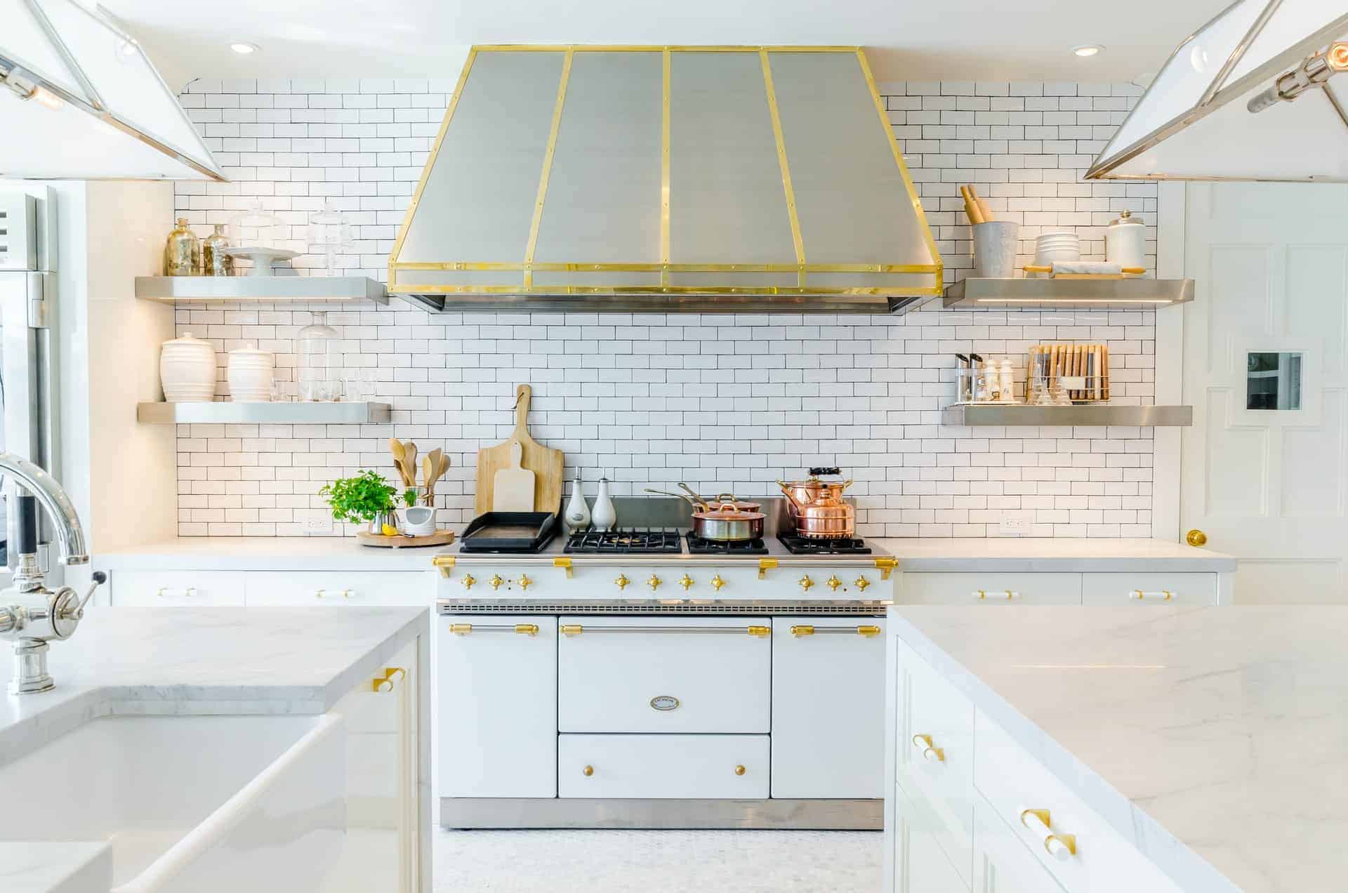 More Organized Living, Tips & Tricks to Have a Tidy Home on a Budget!