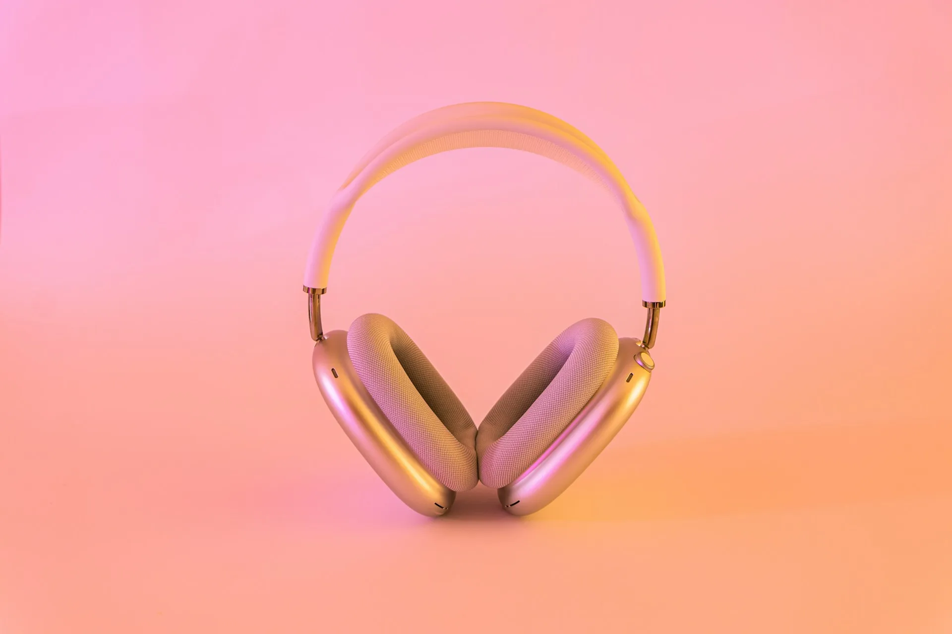 The Open-Ear Audio Trend: Kebangkitan Desain Earphone Bone-Conduction untuk Menemani Aktivitas Urban yang Dinamis