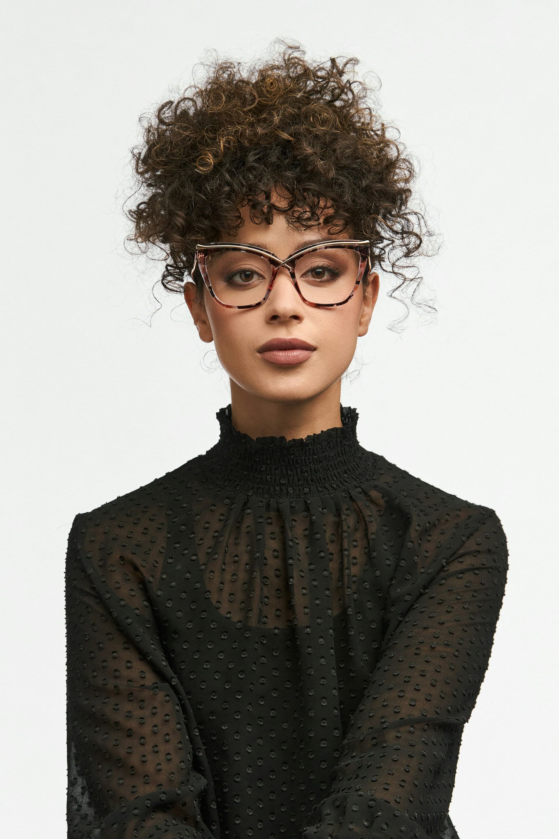 Eyewear Trends: A Fusion of Modern, Classic, & Vintage