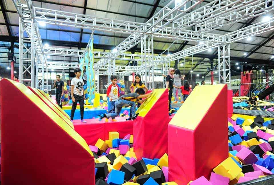 Seru-seruan Sambil Bebas Bergerak di Houbii Urban Adventure Park