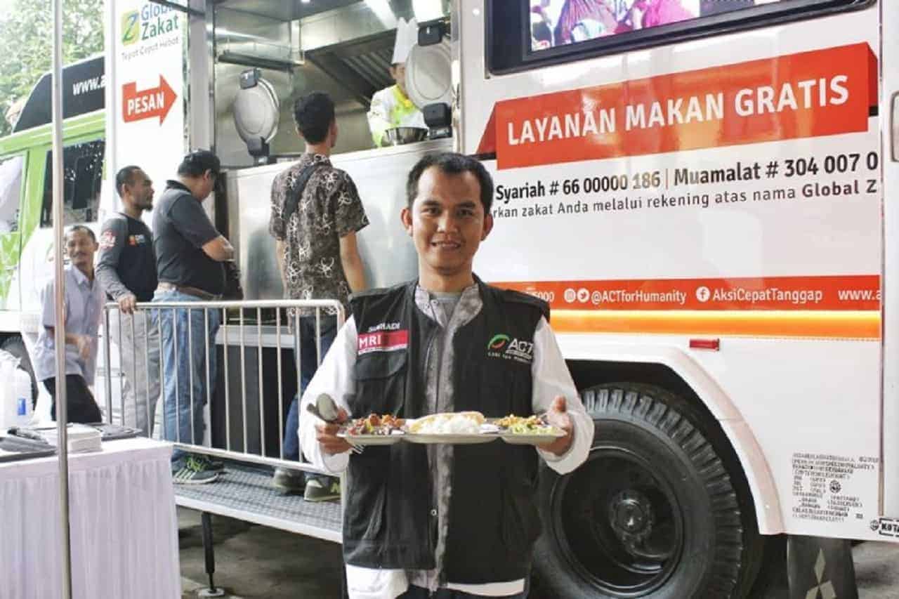 Food Truck ACT Bagikan 1.000 Porsi Makanan Gratis Setiap Hari Selama Ramadan