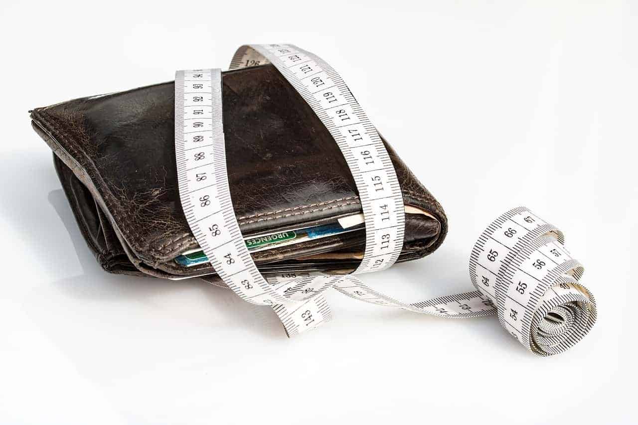 7 Warning Signs You're In Financial Trouble