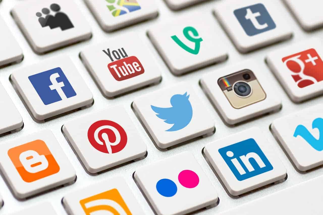 5 Social Media Networks that are Still Alive and Kicking