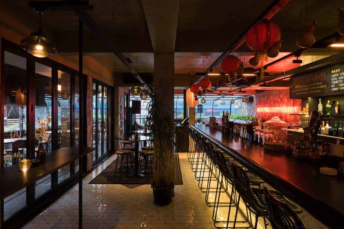 Nikmati Sake dalam Bar Bernuansa Jepang di Hatchi Bar