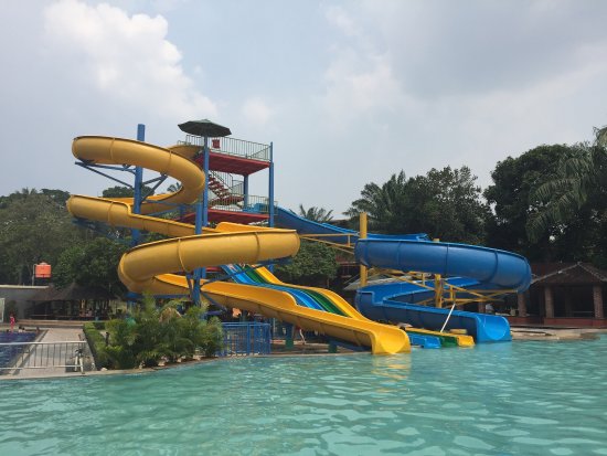 Tempat Bermain Ramah Anak di Pinggir Jakarta