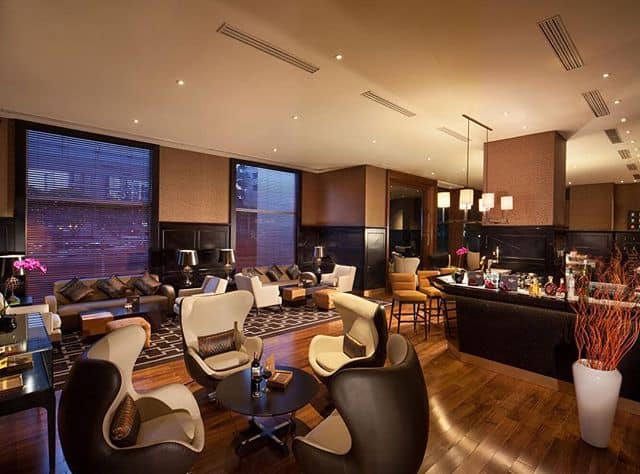 An Elegant Bar at Pullman Hotel Jakarta Thamrin