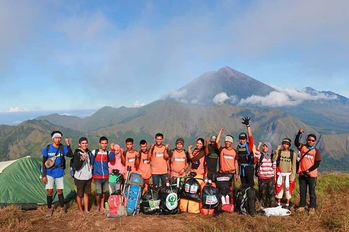 Trashbag Community Peduli Kebersihan Gunung
