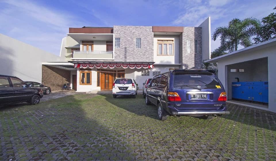 Guest House Terjangkau di Tengah Kota