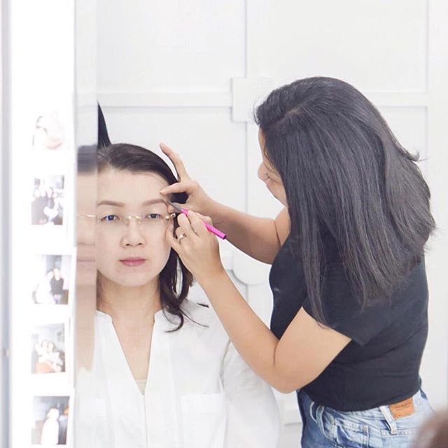 Best Salons for Eyebrow Embroidery