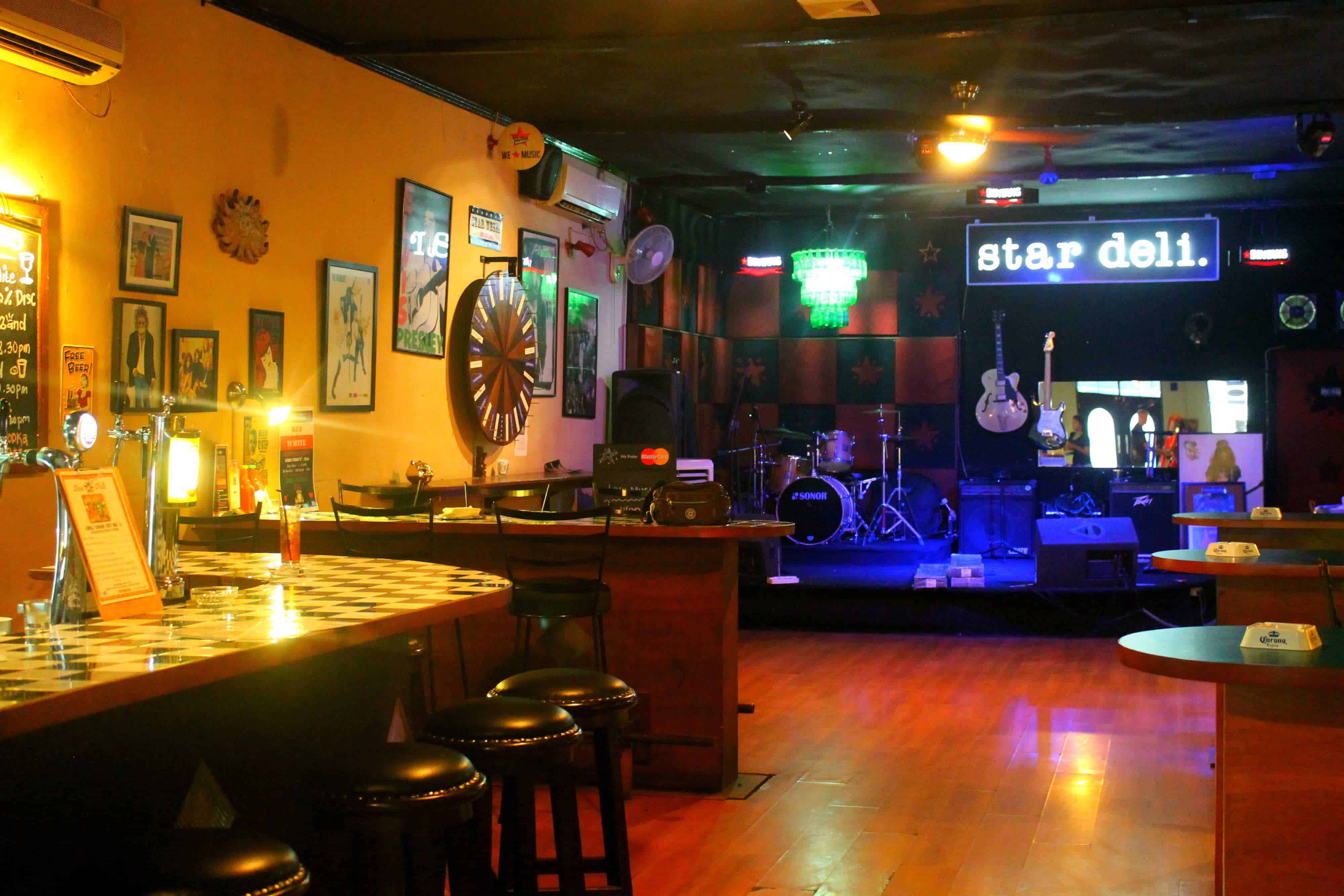 Cheap Beer Joint in Jakarta