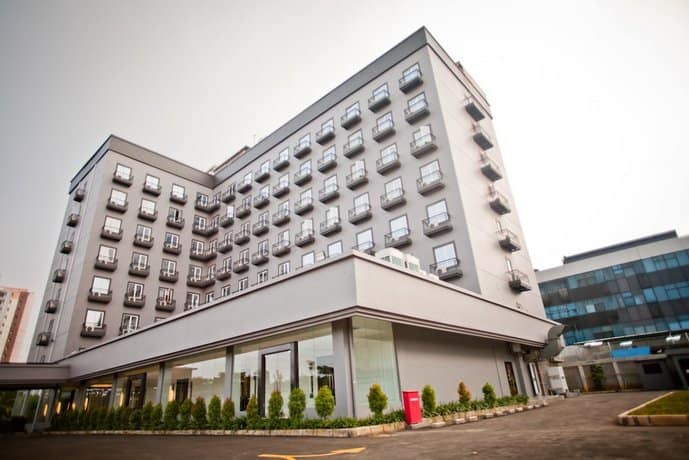 Touch of Comfort in This Strategic Accommodation