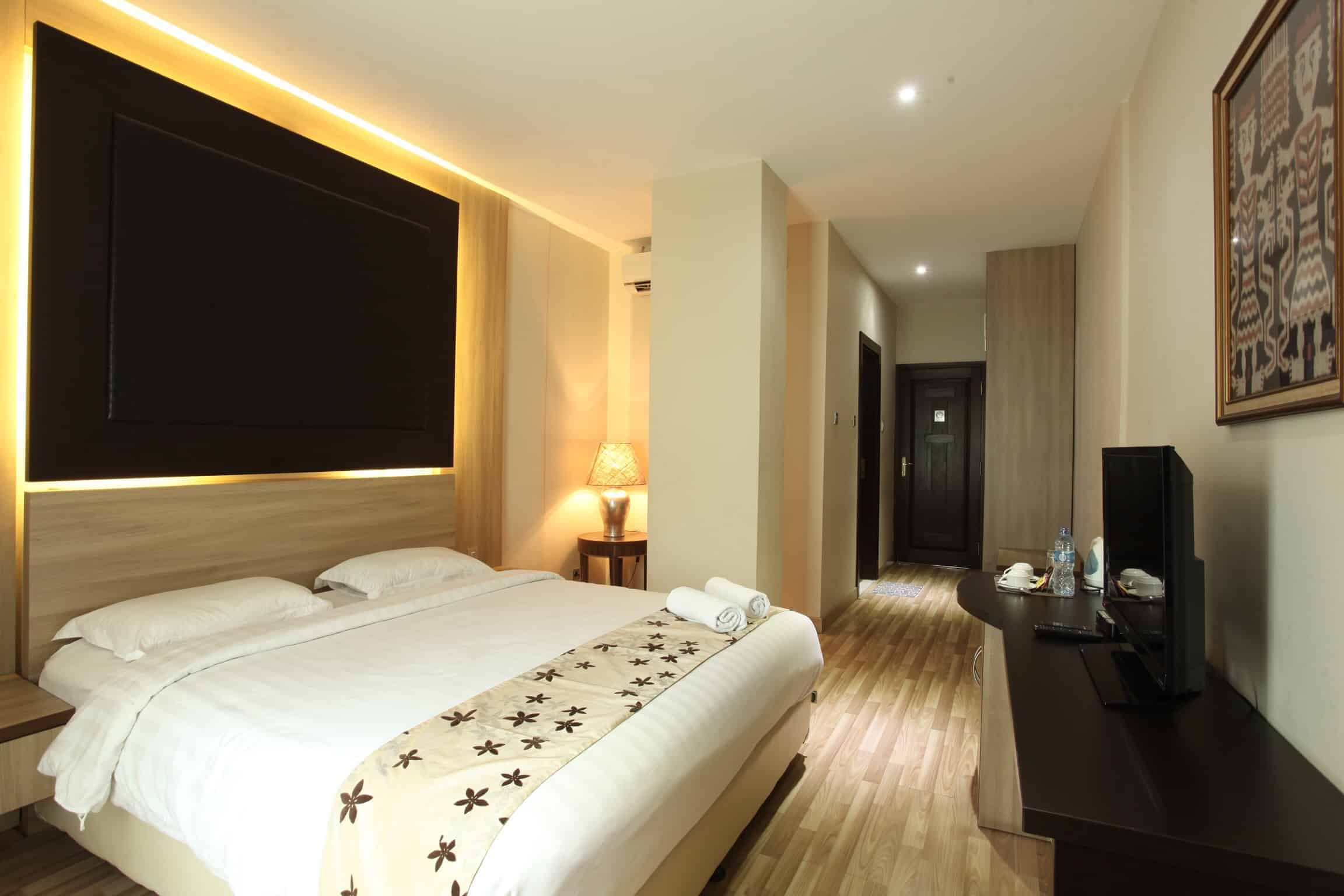 Affordable and Comfortable Guest House in Cilandak
