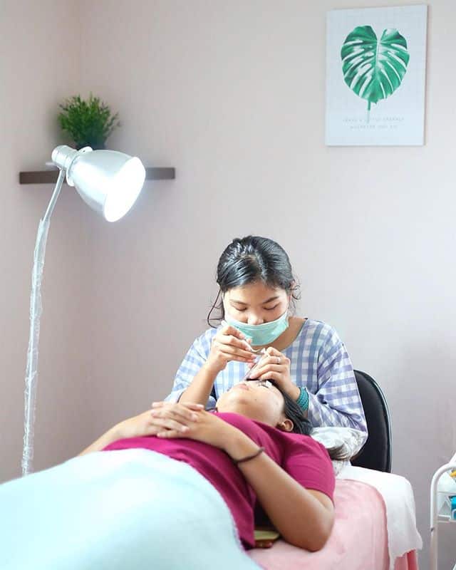 Tampil Cantik dengan Bulu Mata Menawan di Lashtopia