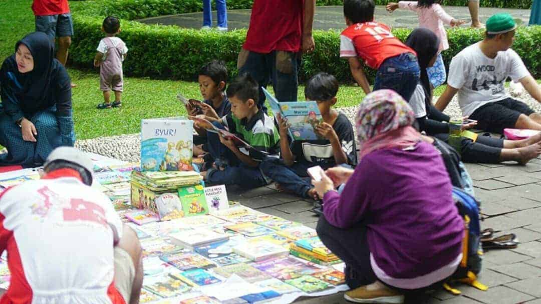 This Community Invites People to Share Books for Indonesian Children