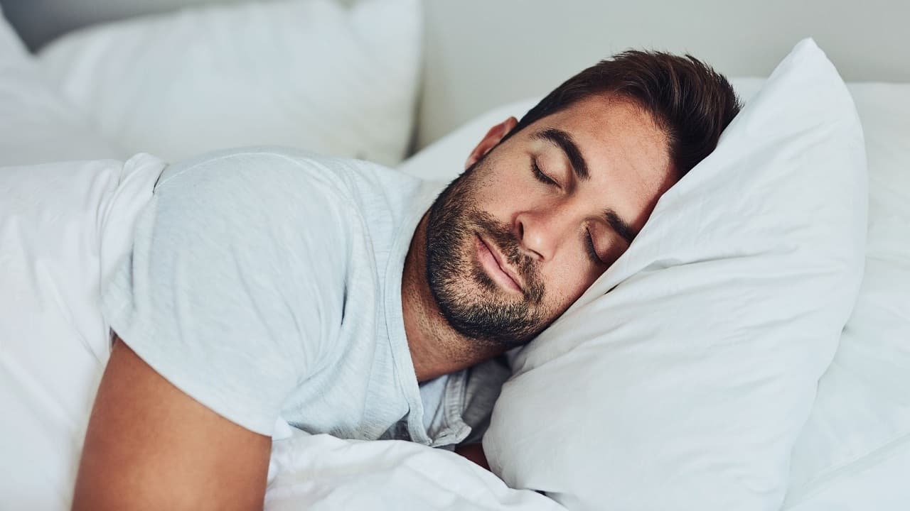 7 Things Successful People do Before Bed