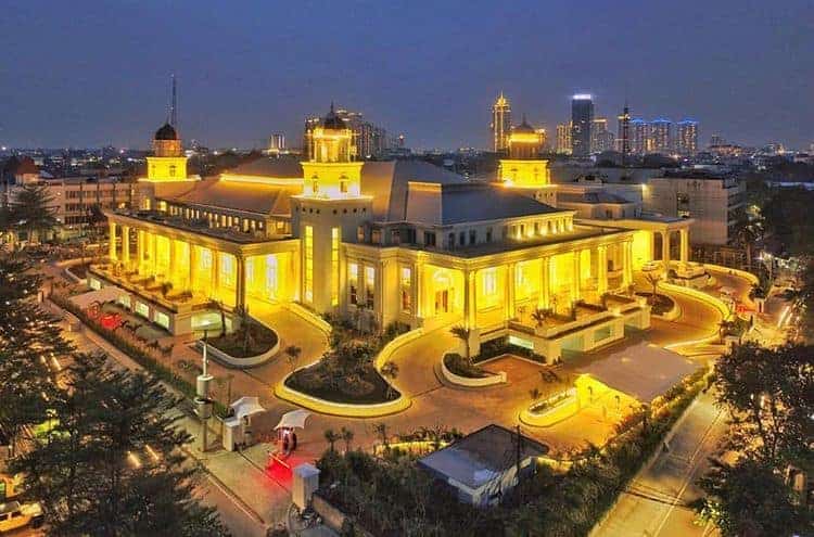 The Opus, a Luxurious and Magnificent Venue at The Tribrata