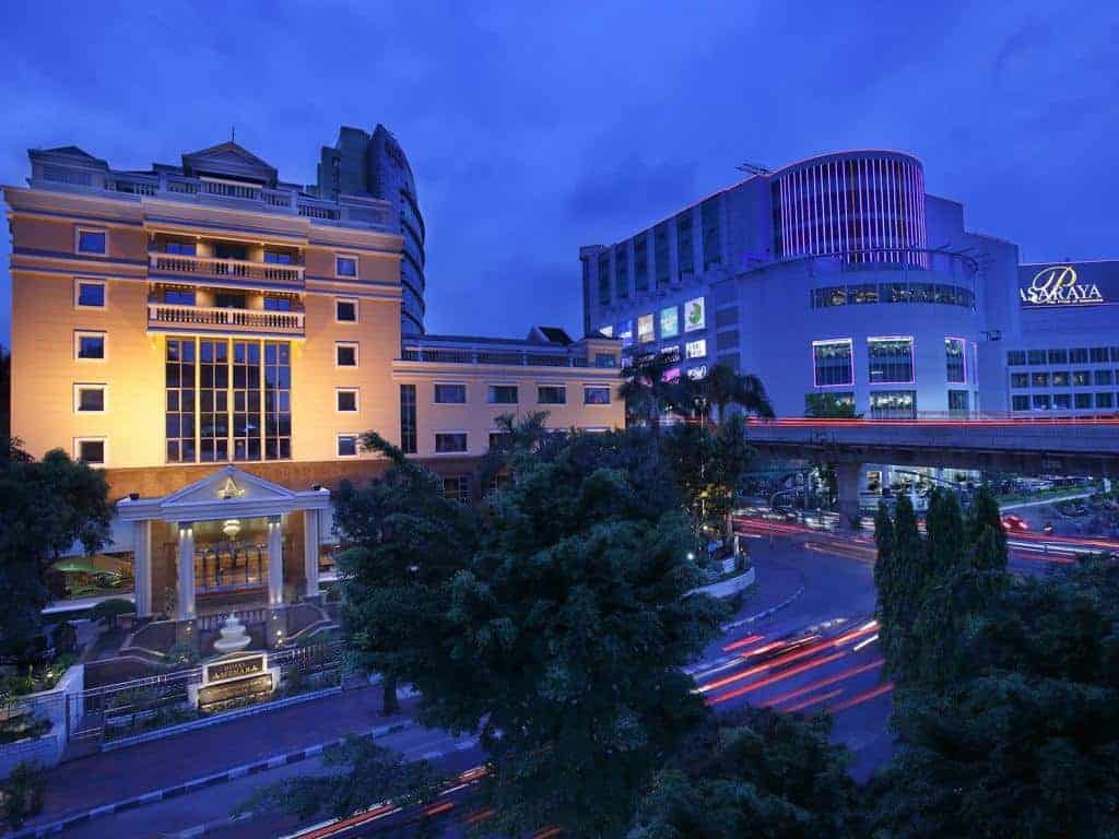 Fulfil Your Business and Pleasure Needs at Ambhara Hotel