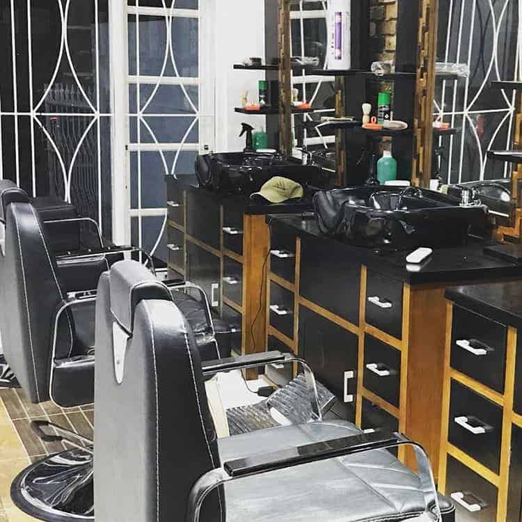 Cukur Rambut di Baron Barbershop Dapat Kopi Gratis