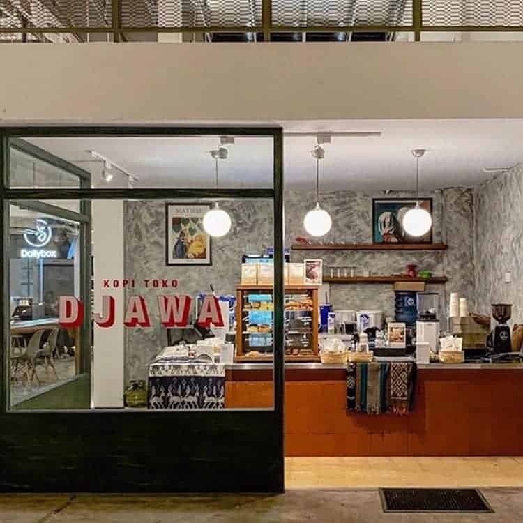 Nikmatnya Es Kopi Susu Awan Racikan Kopi Toko Djawa