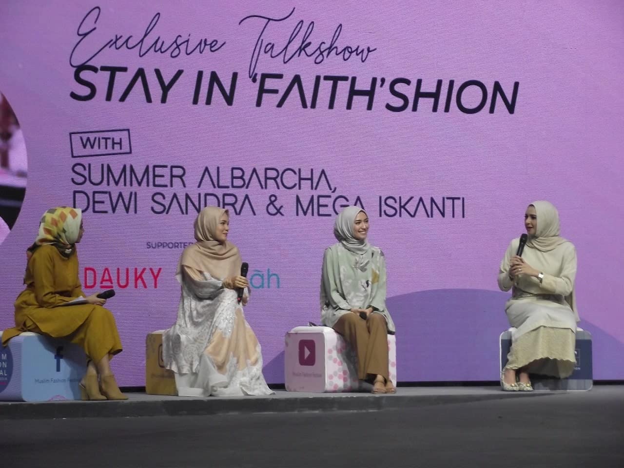 3 Influencer Fashion Muslim Bagikan Opini tentang Fashion Sesuai Kaidah Islam di MUFFEST 2020