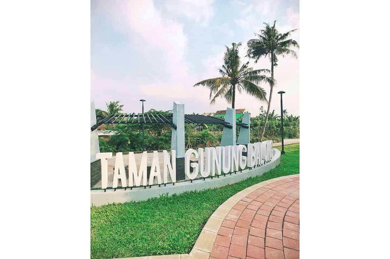 Gunung Balong Park, a Child-friendly Park in Lebak Bulus
