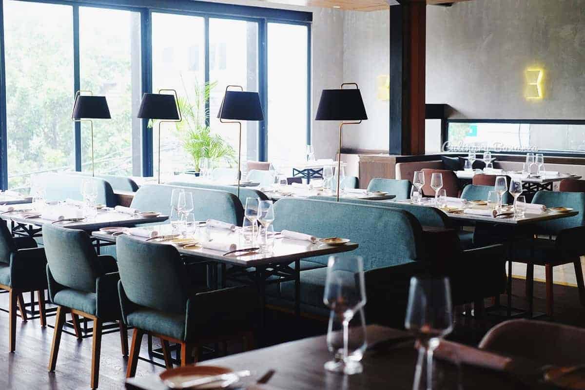 Menyantap Hidangan Eropa di Monty’s