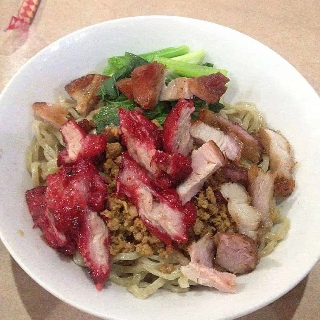 Mie Ayam Plus Bakso Goreng