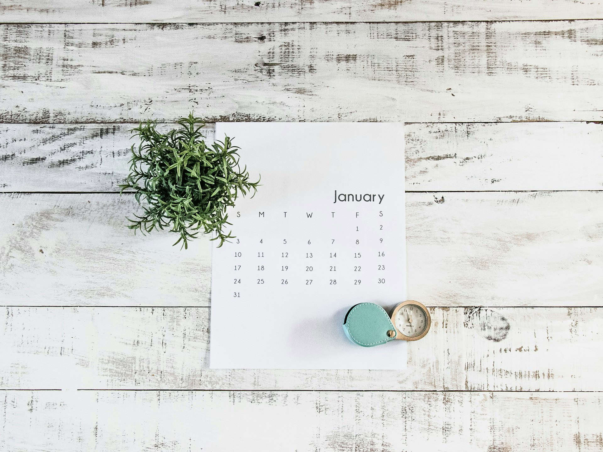 Essential Tips for Planning a Christmas and New Year Vacation