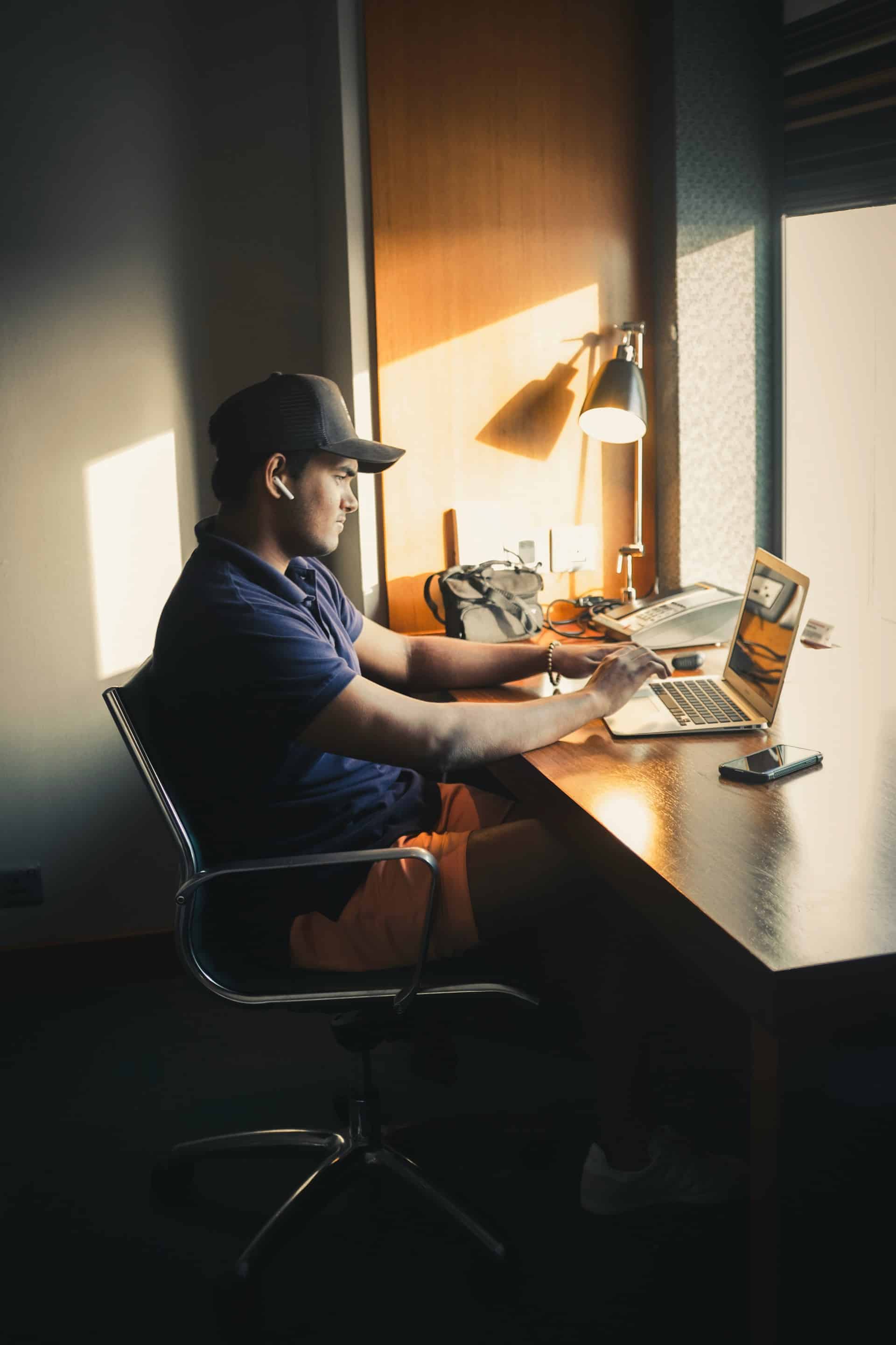 Tips Mengajukan WFH Permanen ke Perusahaan