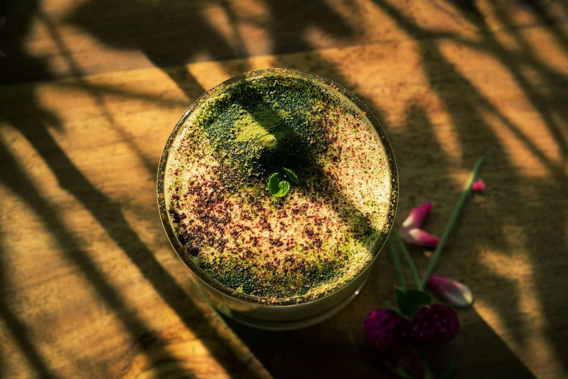 Botanical Matcha: Exploring the Floral & Earthy Flavor Experiments in the New Wave of Healthy Beverages