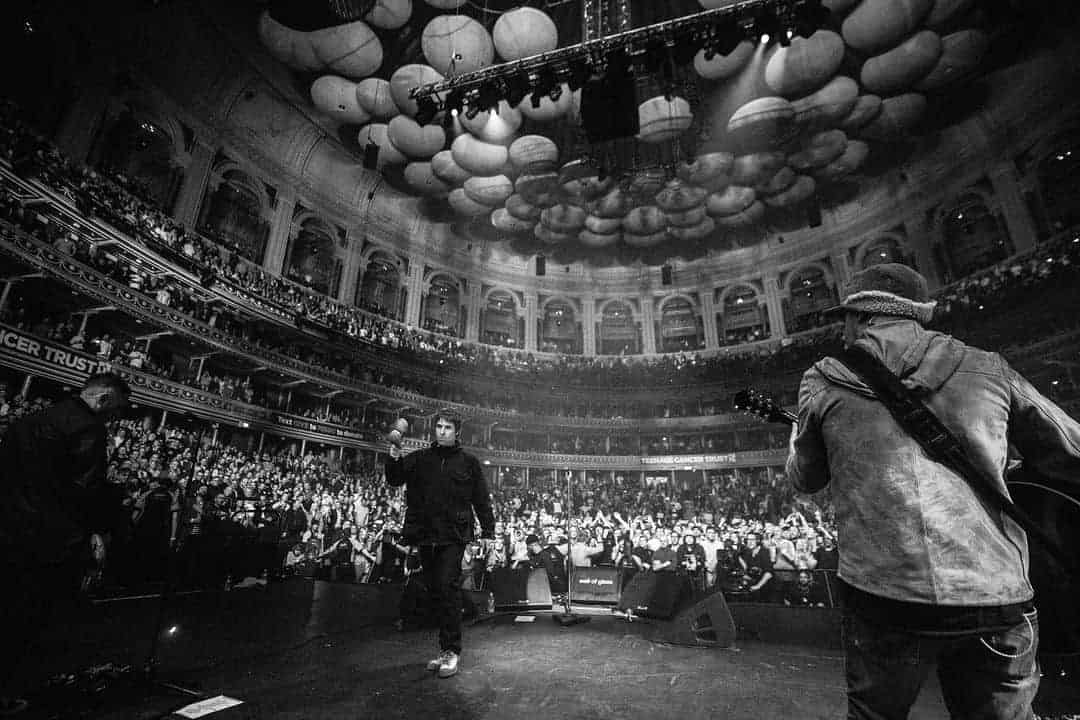 Liam Gallagher x Dave Grohl in Everything Electric's
