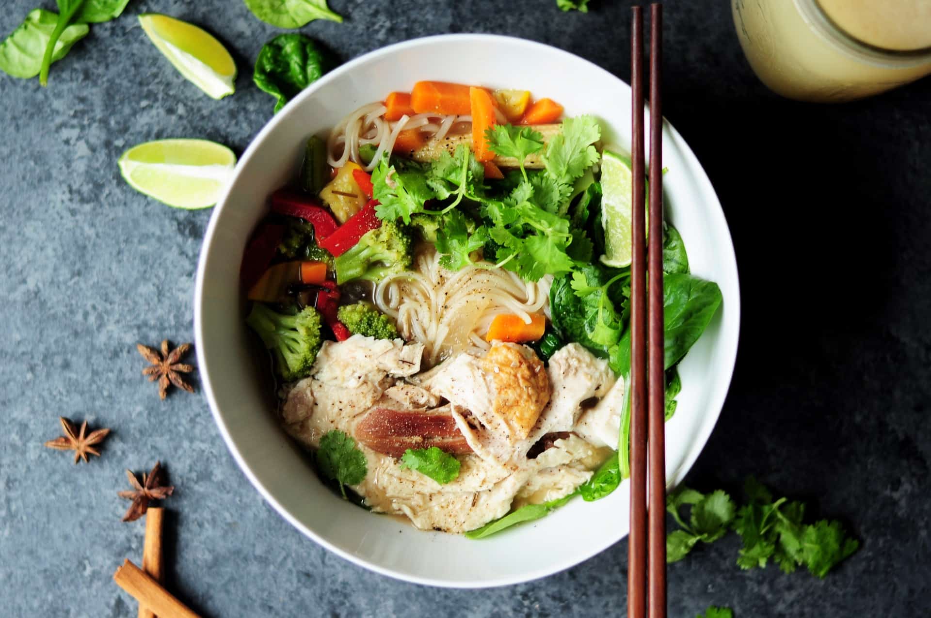 3 Referensi Restoran untuk Makan Siang