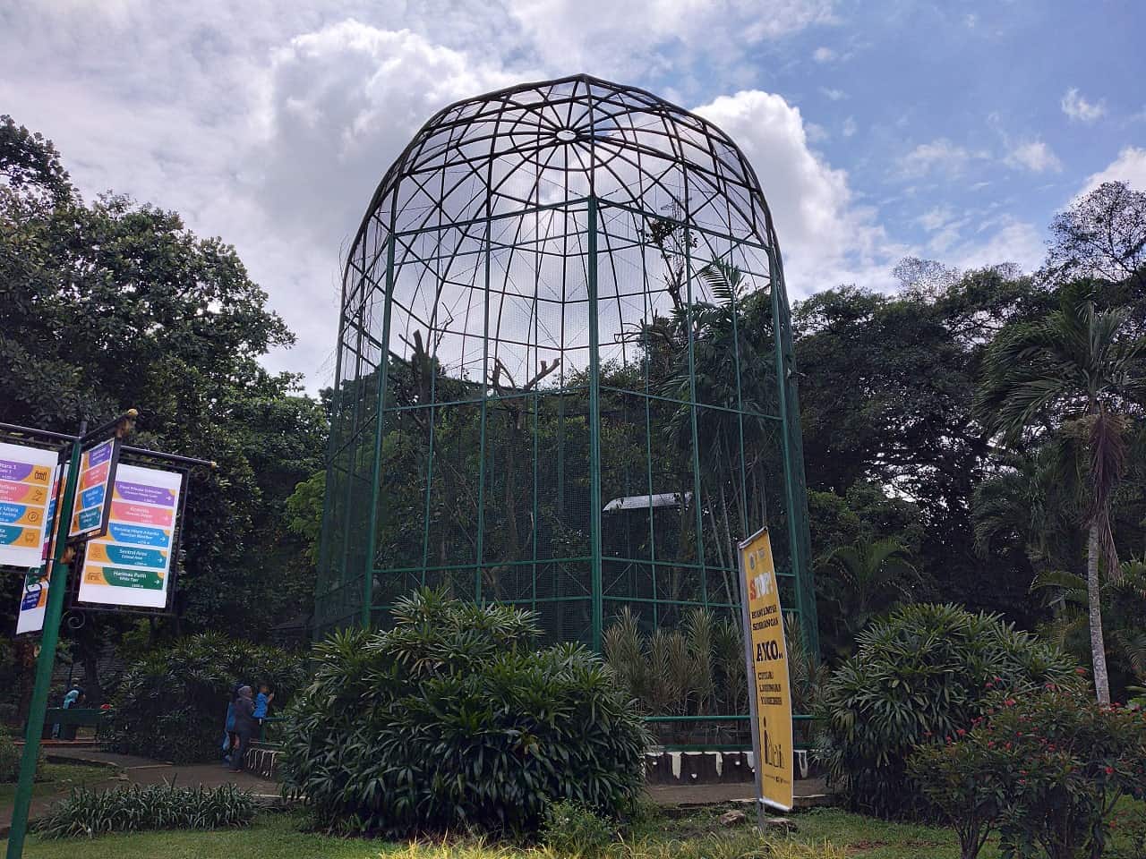 Cara Mengunjungi Taman Margasatwa Ragunan selama New Normal