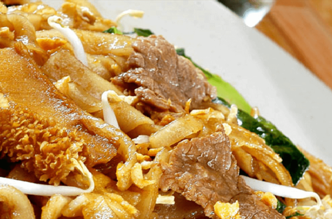 Menikmati Kwetiau Khas Pontianak dan Dim Sum di Seroja Baru