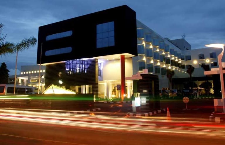 Hotel in the Heart of Urban Living