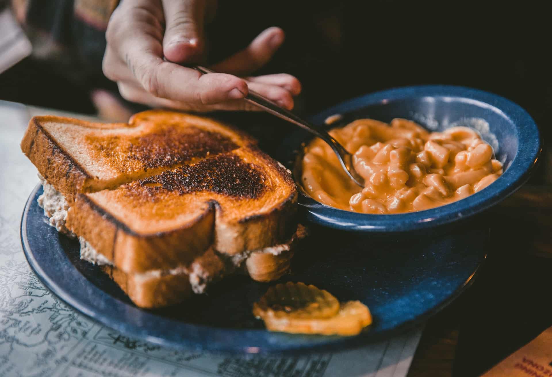 5 Kedai Roti Bakar di Jakarta dengan Topping Berlimpah