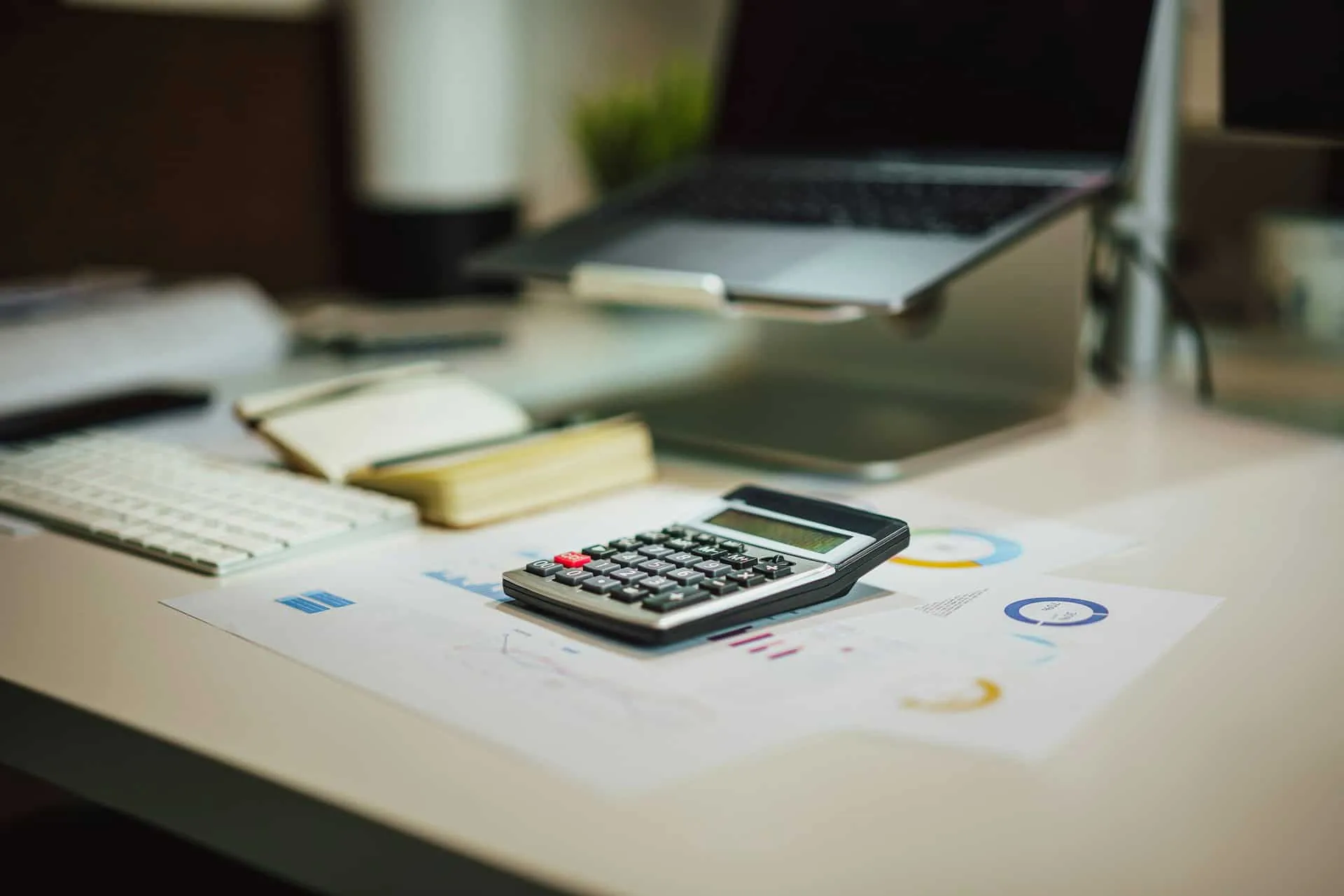 Lunar Budgeting: Strategi Finansial Cerdas Menghadapi Puncak Perayaan