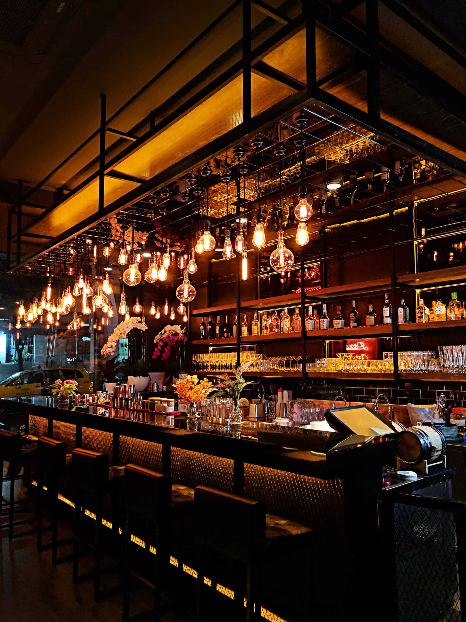 5 Bar di Jakarta dengan Pilihan Wiski Berkualitas