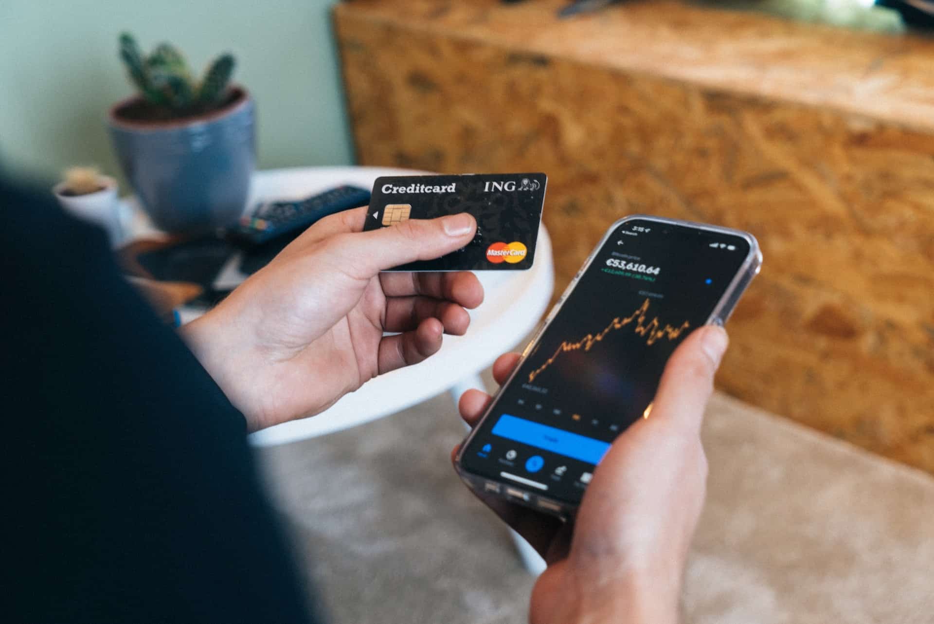 3 Ways to Maximize the Use of Credit Cards for Business